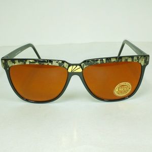 NWT True Vintage 90's Lady Fashion Designer Sunglasses (Black/White)